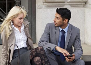 Cách nhận biết phụ nữ có chồng thích mình rõ ràng nhất