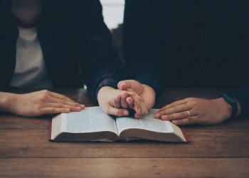 cách níu kéo người yêu