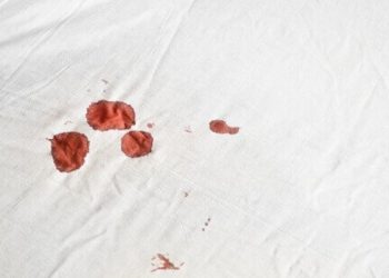 chảy máu nhiều sau khi quan hệ lần đầu